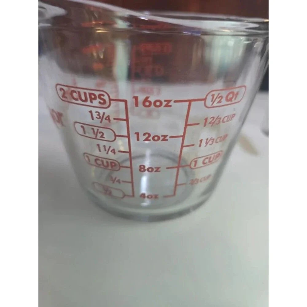 Anchor Hocking Clear Measuring Cup Glass 2-Cup Red Lettering Hook Handle USA